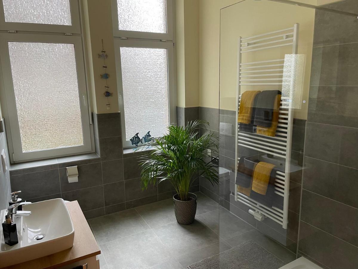 Elisabett Erfurt - Apartment Elisa - 4 Schlafzimmer Und 2 Baeder, Bis 6 Personen Exteriör bild